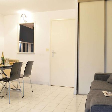 Studio Cabine A 200M De Port Frejus, Plage, Commerces, Terrasse, 4 Couchages, Menage Inclus - Fr-1-226A-31 Exterior photo
